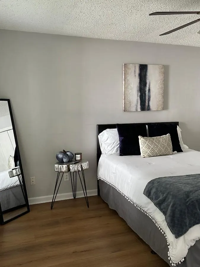 Goddessliving Luxury Town Home contacts